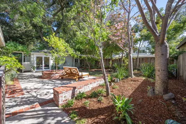 1448 Hamilton AVE, Palo Alto, CA 94301