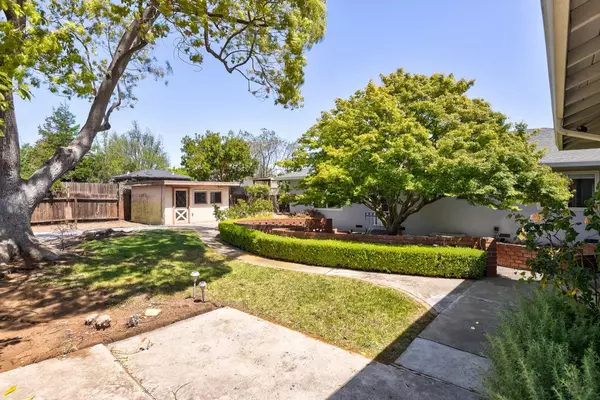 Los Altos, CA 94022,494 Panchita WAY