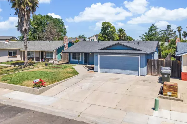 Sacramento, CA 95823,7913 Deer Lake DR