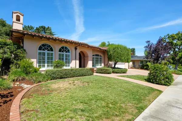 Los Altos, CA 94022,40 Cielito DR