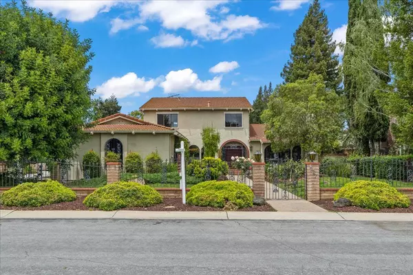 Los Altos, CA 94022,237 Delphi CIR