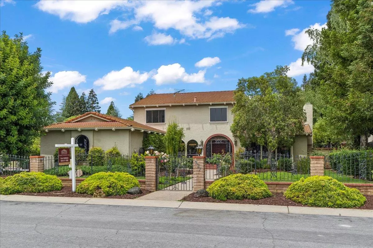 Los Altos, CA 94022,237 Delphi CIR