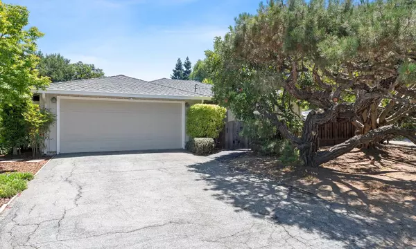 Los Altos, CA 94022,410 Traverso AVE