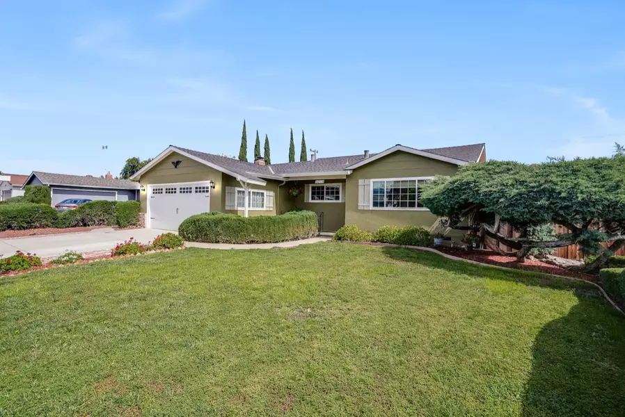 20115 Pacifica DR, Cupertino, CA 95014