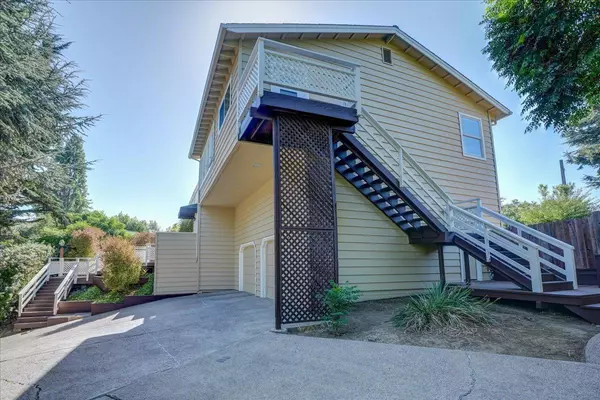 Watsonville, CA 95076,9 Cutter DR