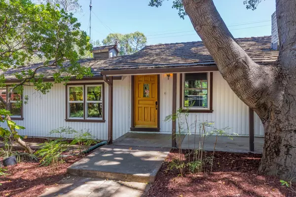 Los Altos, CA 94024,472 Deodara DR