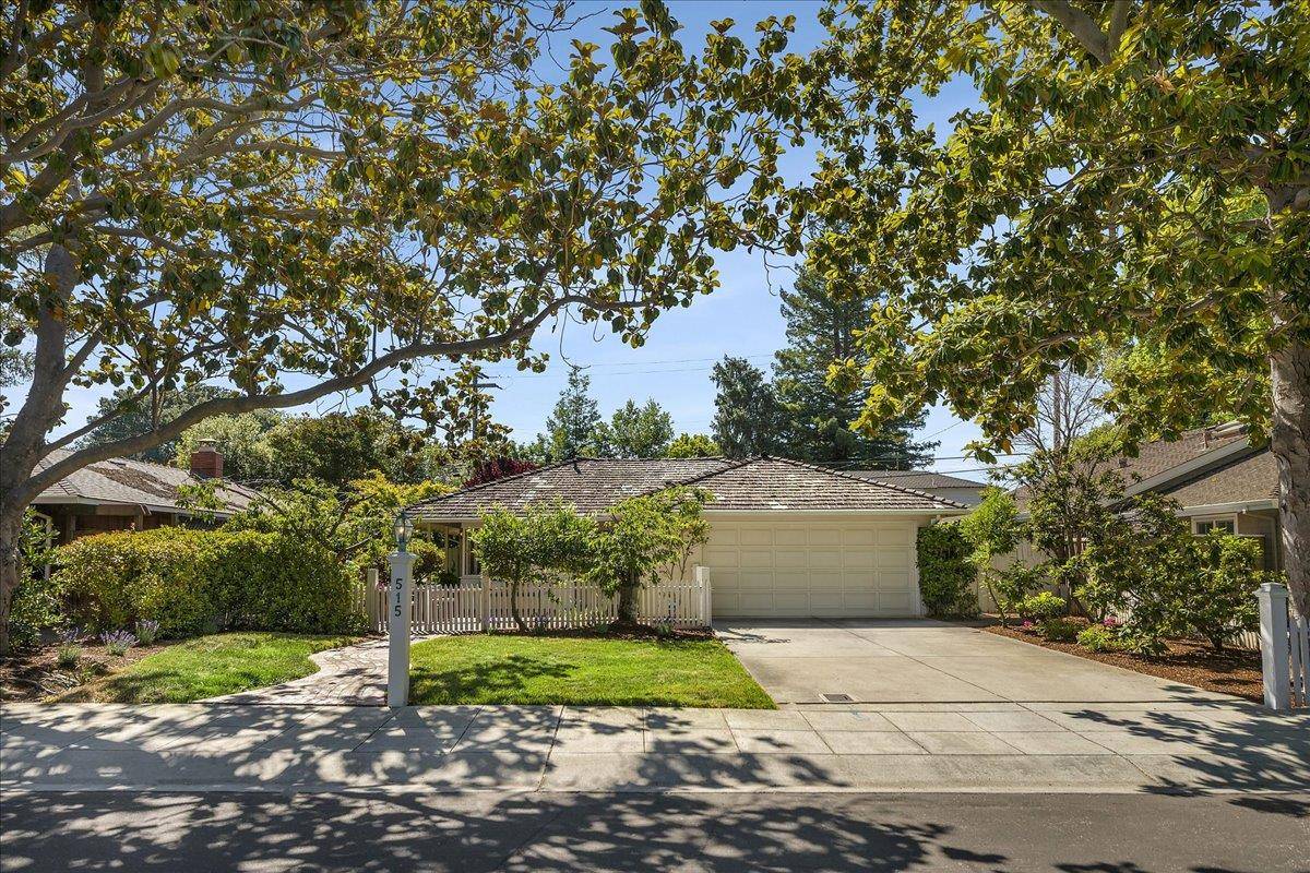 Palo Alto, CA 94303,515 Rhodes DR