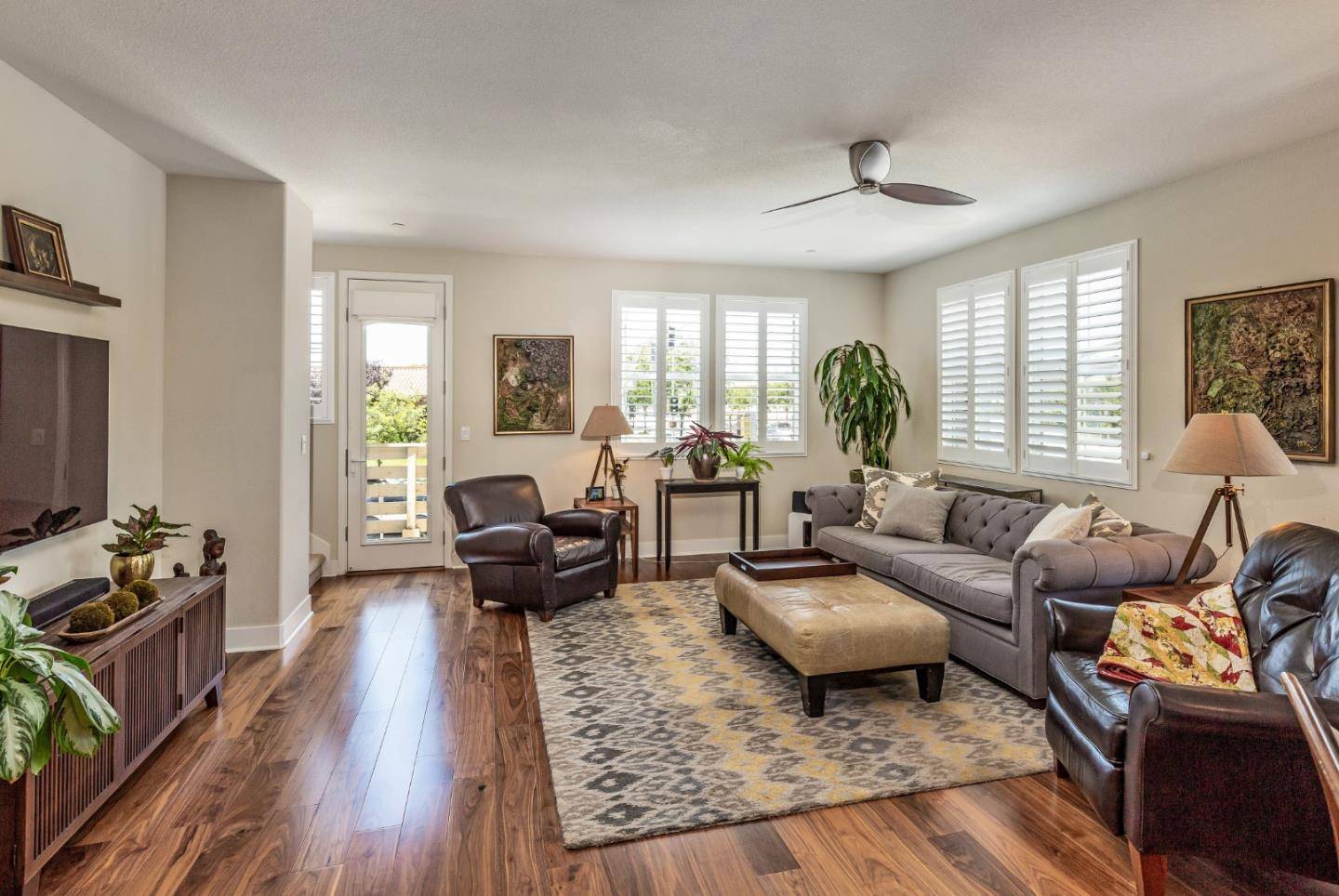 Morgan Hill, CA 95037,200 E Main AVE