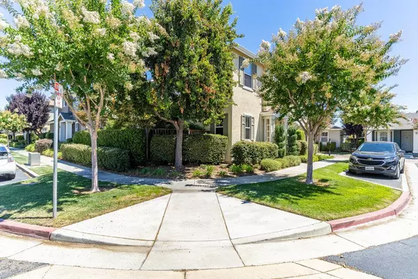 Gilroy, CA 95020,7870 Dickens WAY