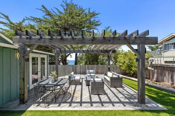 Montara, CA 94037,165 12th ST
