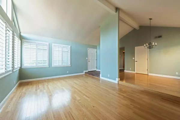 San Jose, CA 95124,2377 Rupert DR