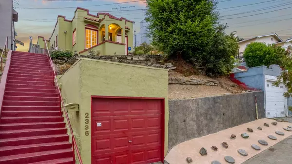 Oakland, CA 94606,2336 17th AVE