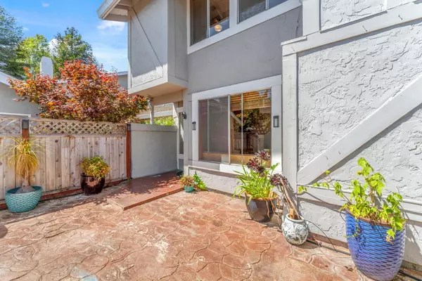 Aptos, CA 95003,287 Silverfish CT