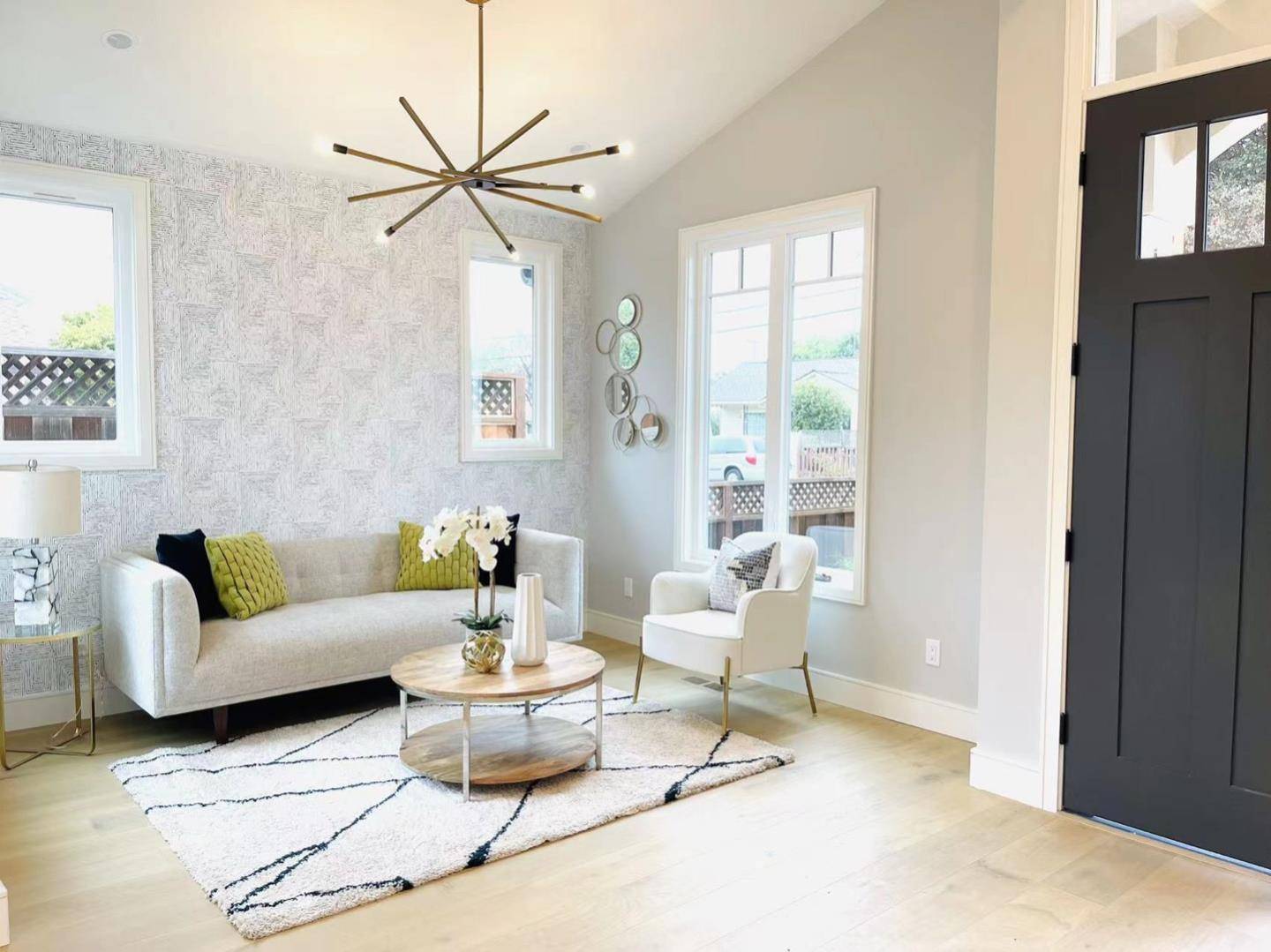 Sunnyvale, CA 94086,487 Lincoln AVE