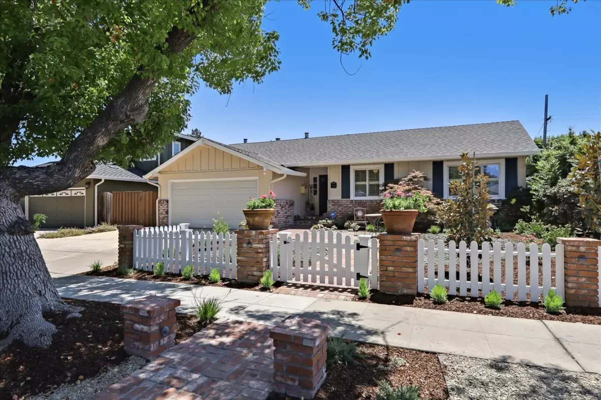 San Jose, CA 95124,2484 Lost Oaks DR