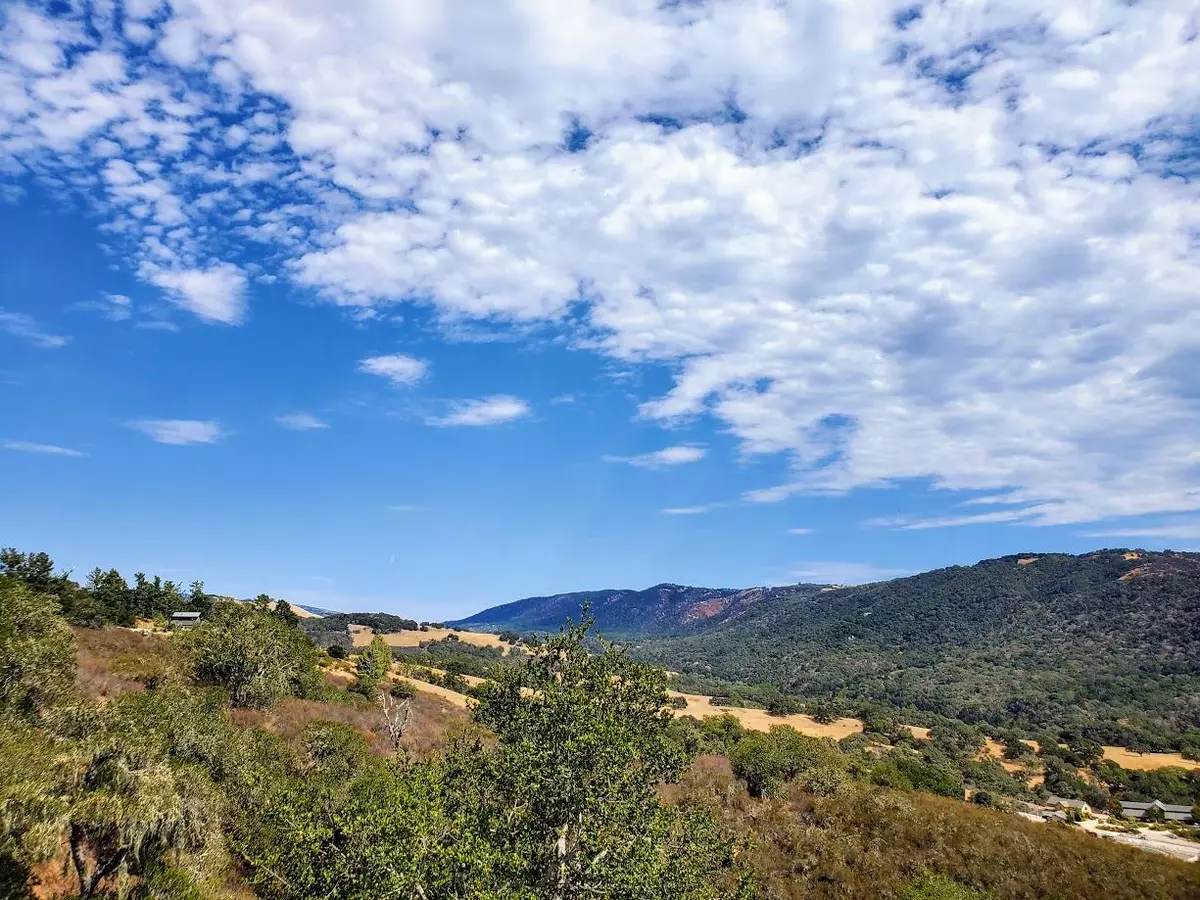 Carmel Valley, CA 93924,350 VIA LOS TULARES