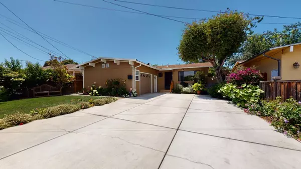 East Palo Alto, CA 94303,475 Wisteria DR