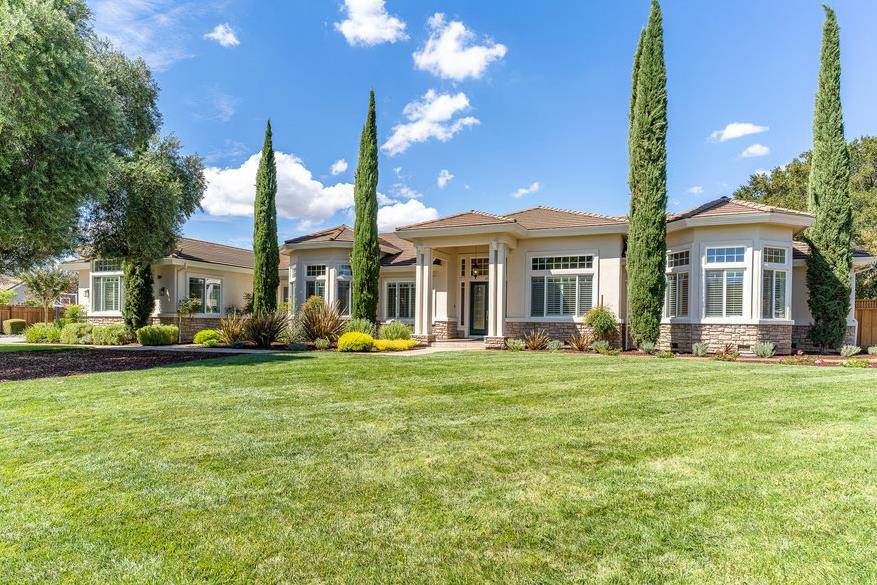 1985 Pear DR, Morgan Hill, CA 95037