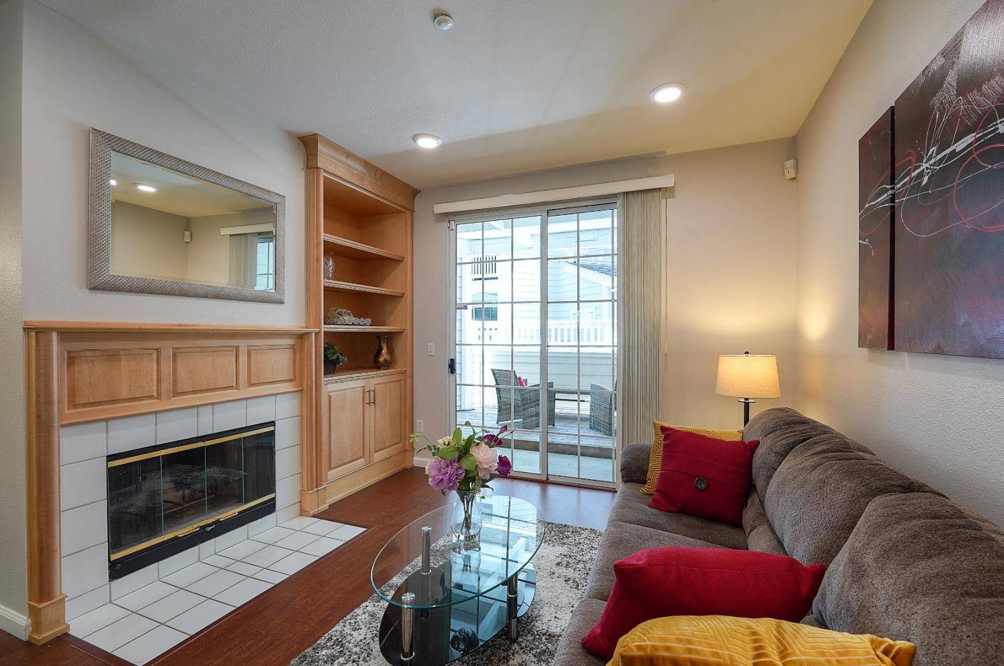 Sunnyvale, CA 94085,611 Arcadia TER 104