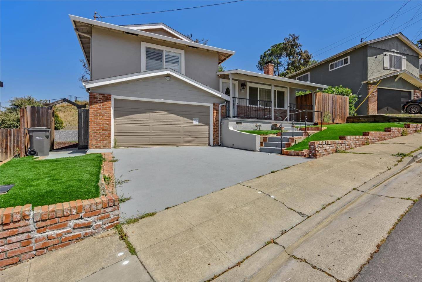 Oakland, CA 94605,4009 Malcolm AVE