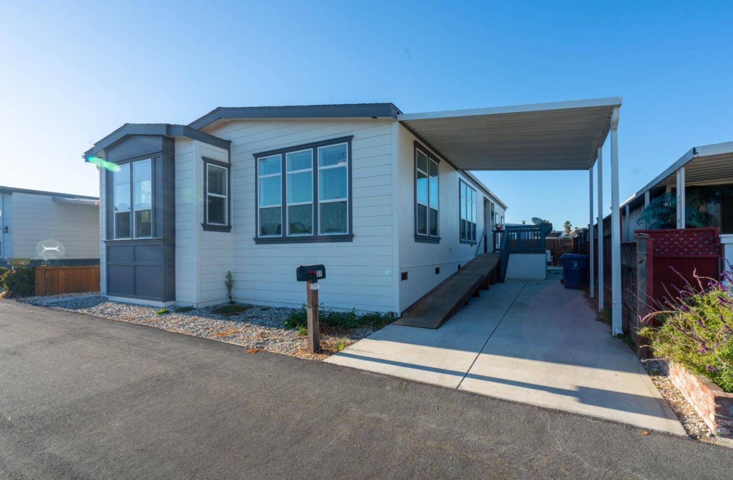 Watsonville, CA 95076,144 Holm RD 37