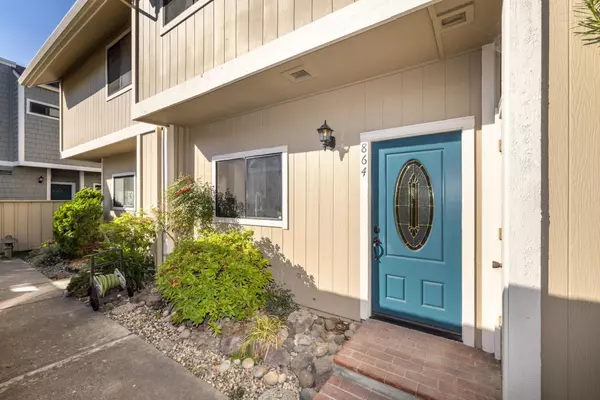 Foster City, CA 94404,864 Andromeda LN