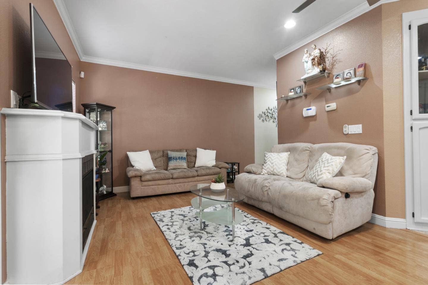 Morgan Hill, CA 95037,16959 Barnell AVE