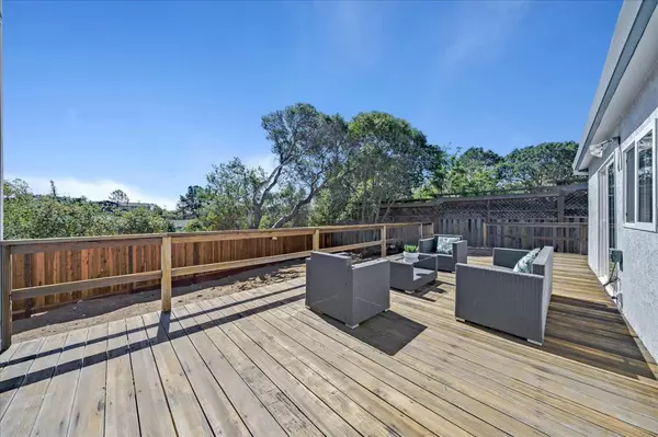 2411 Buena Vista AVE, Belmont, CA 94002