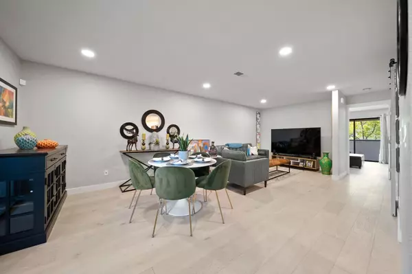 Sunnyvale, CA 94085,602 San Conrado TER 2