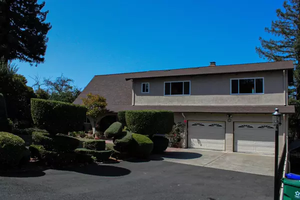 24 Valley View CT, El Sobrante, CA 94803