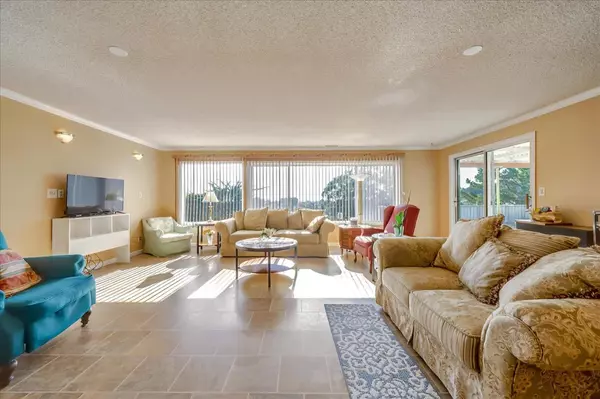 South San Francisco, CA 94080,115 Dundee DR