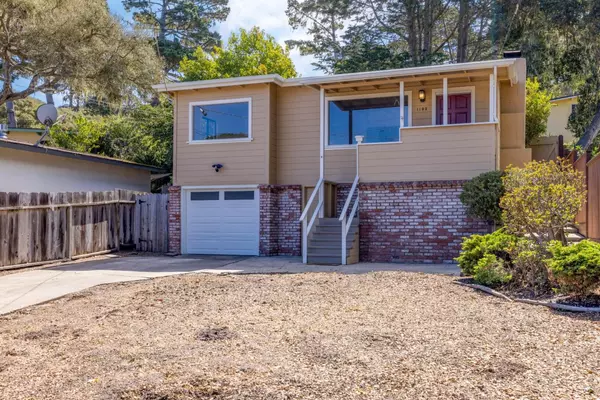 Pacific Grove, CA 93950,1103 Lincoln AVE