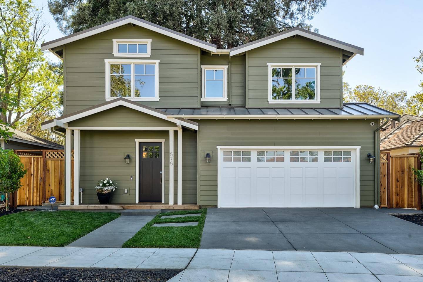 Mountain View, CA 94041,575 Sierra AVE