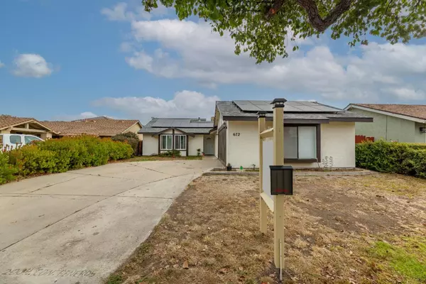 672 Surrey WAY, Salinas, CA 93905