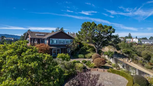 Belmont, CA 94002,23 Somerset CT