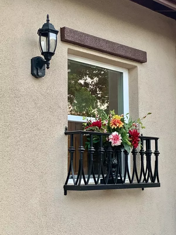 Sunnyvale, CA 94087,1130 Plymouth DR