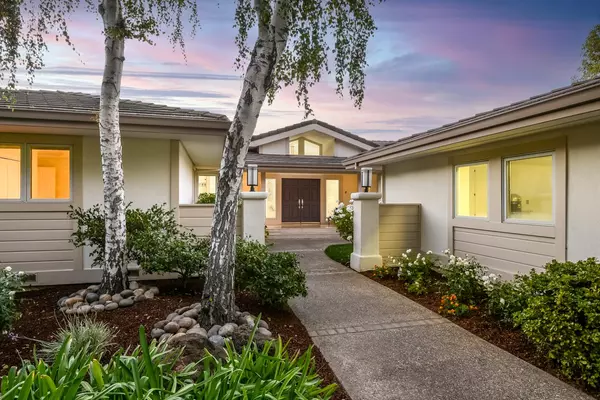 Los Altos Hills, CA 94024,24600 Bella Ladera DR