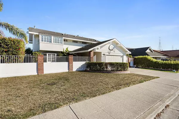 Foster City, CA 94404,921 Lurline DR