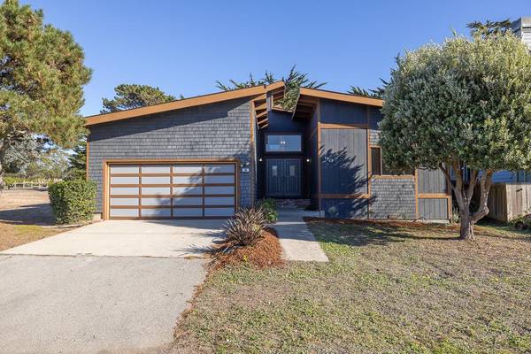 90 Precita AVE, Moss Beach, CA 94038