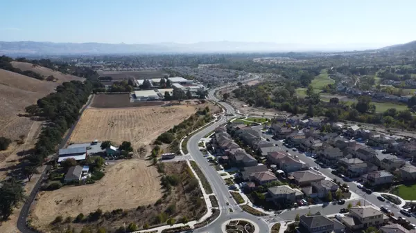 Gilroy, CA 95020,2480 Hecker Pass RD