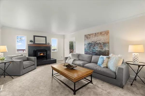 Los Gatos, CA 95033,23758 Hutchinson RD