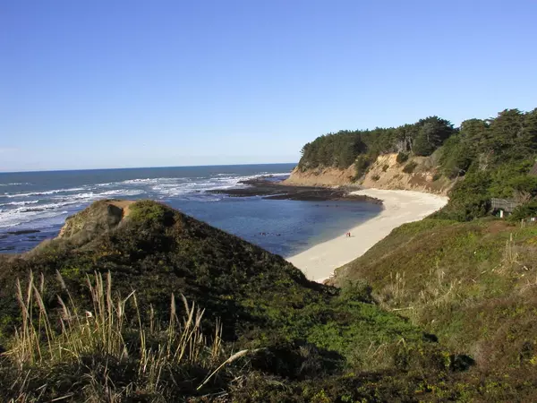 Moss Beach, CA 94038,140 Beach WAY