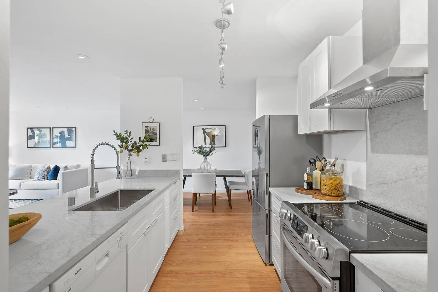 728 Elm ST 307, San Carlos, CA 94070