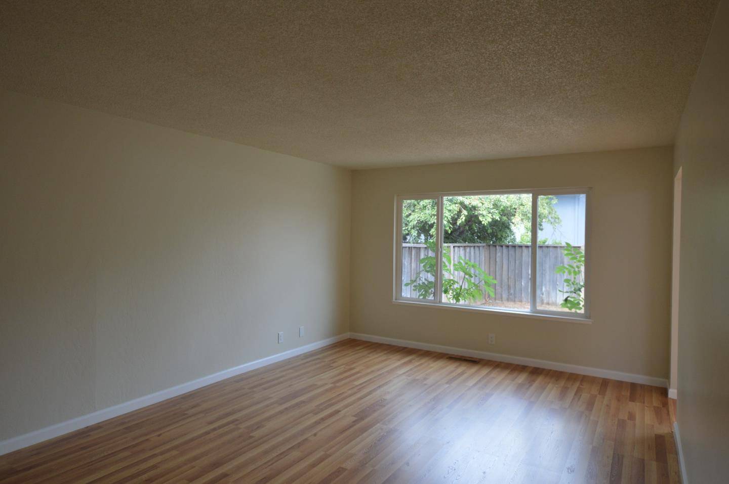San Jose, CA 95118,1589 Branham LN