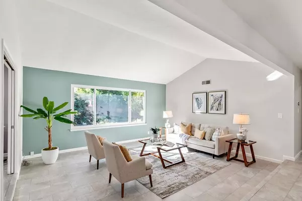 Sunnyvale, CA 94087,876 Hanover AVE