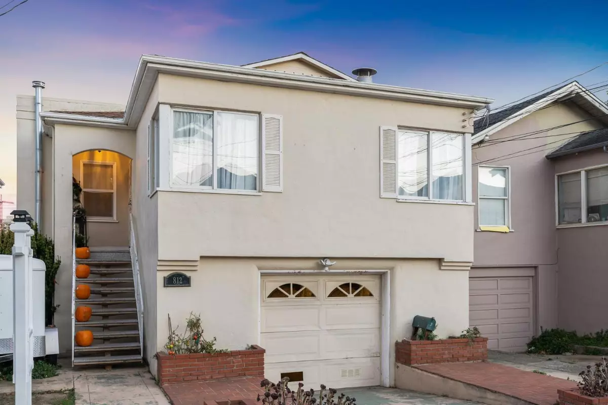 South San Francisco, CA 94080,812 Olive AVE