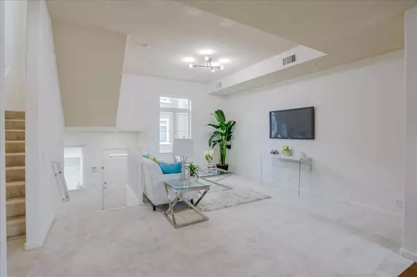 San Jose, CA 95127,218 Russo