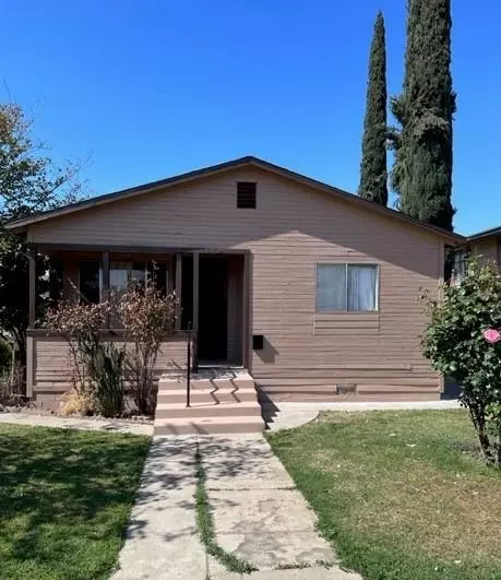 1251 E ST, Reedley, CA 93654