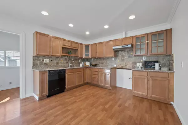 Menlo Park, CA 94025,435 6th AVE