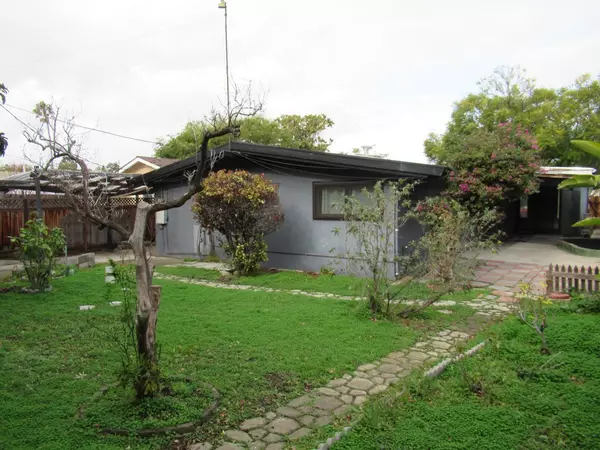 Sunnyvale, CA 94089,856 Lakewood DR